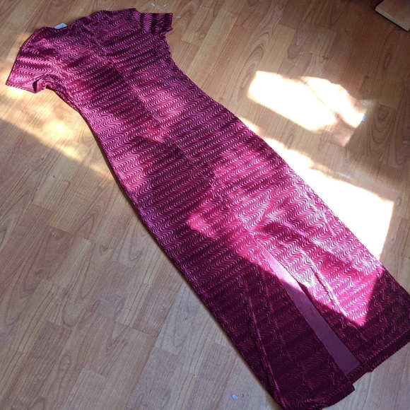 VINTAGE JESSICA patterned velour maxi dress - Picture 2 of 5